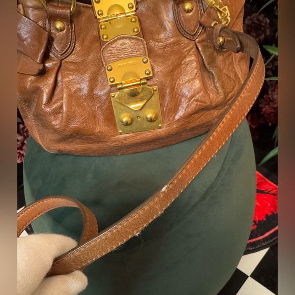 AUTHENTIC Miu Miu Side Ribbon 2 Way Warm Brown Leather Gold Tone Hardware Bag - Picture 14 of 16